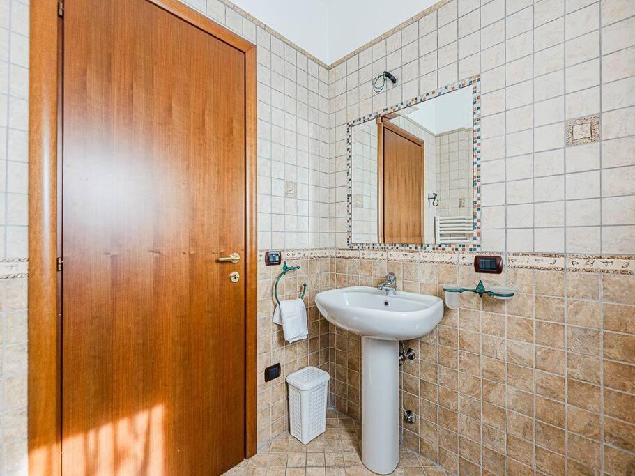 *Vivere In Arte* Near Theairport Povegliano Veronese Luaran gambar