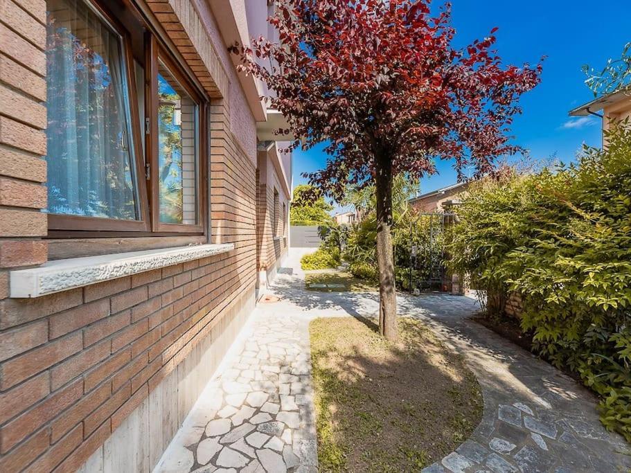 *Vivere In Arte* Near Theairport Povegliano Veronese Luaran gambar